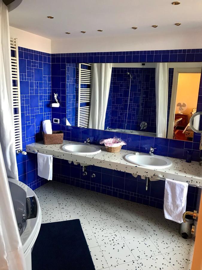 B&B Independente Assago Exteriör bild